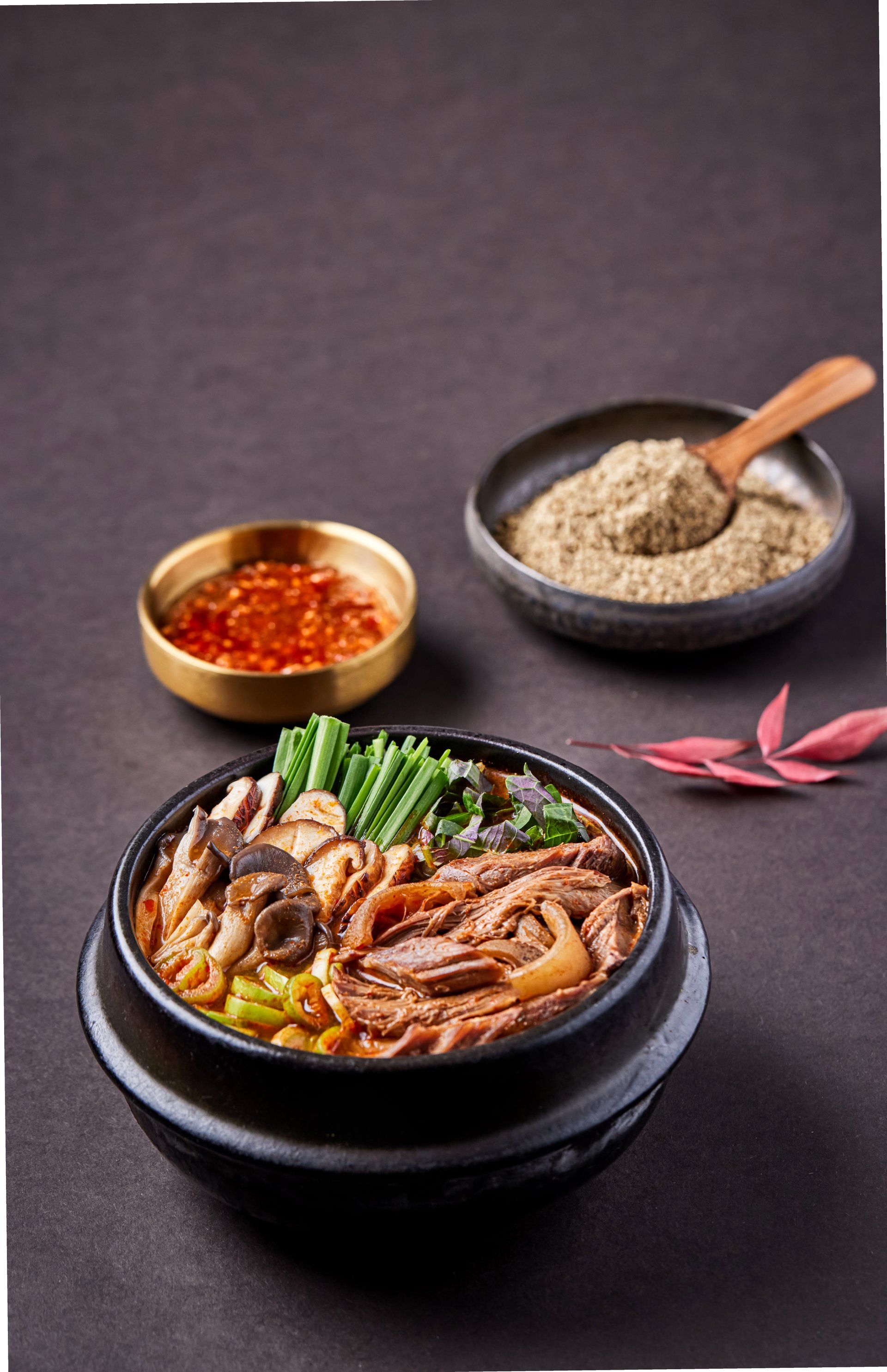 교대 기력보충 식당 매장 내부